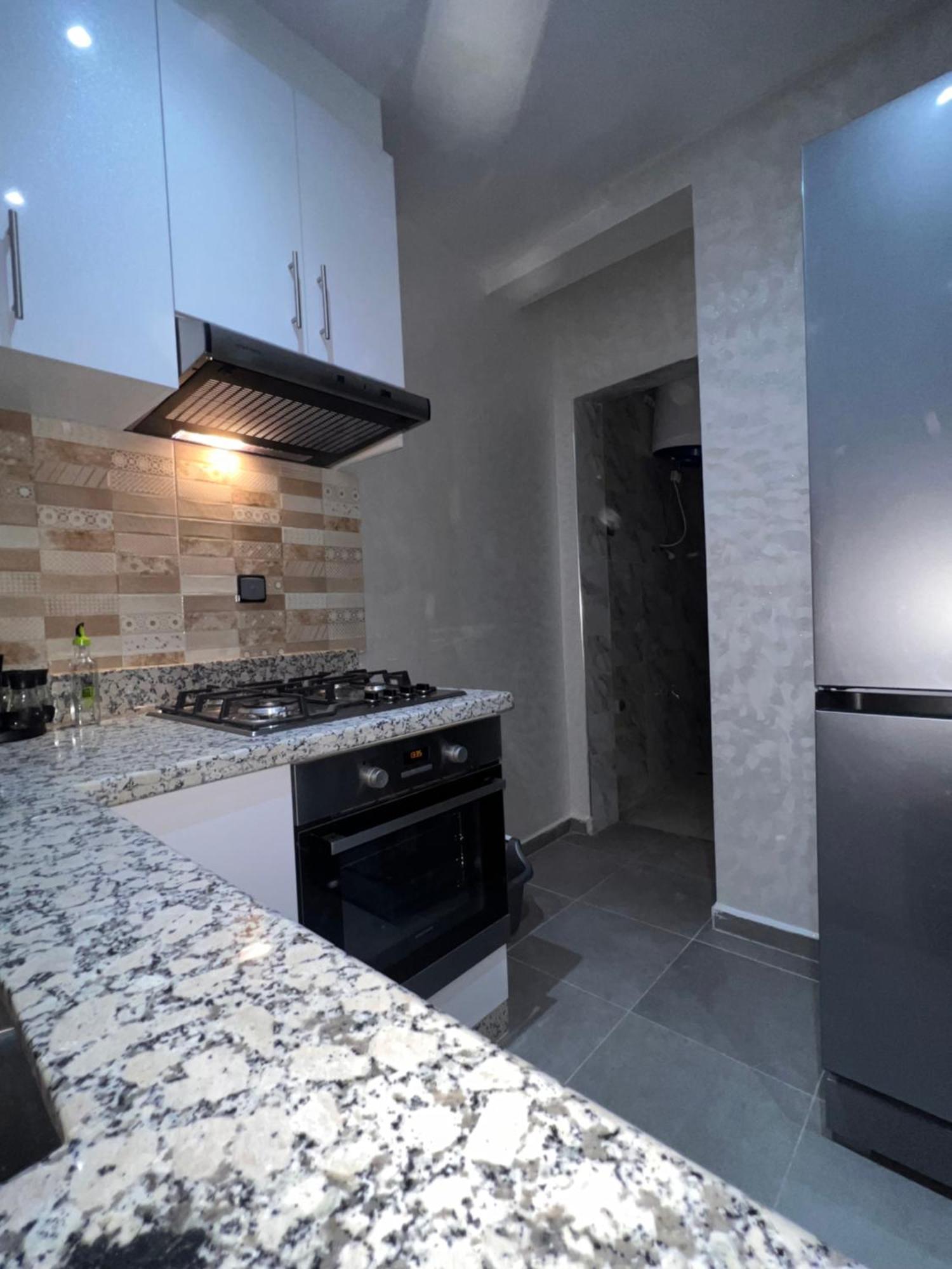 Appartement Elegant 2 Bedroom *
